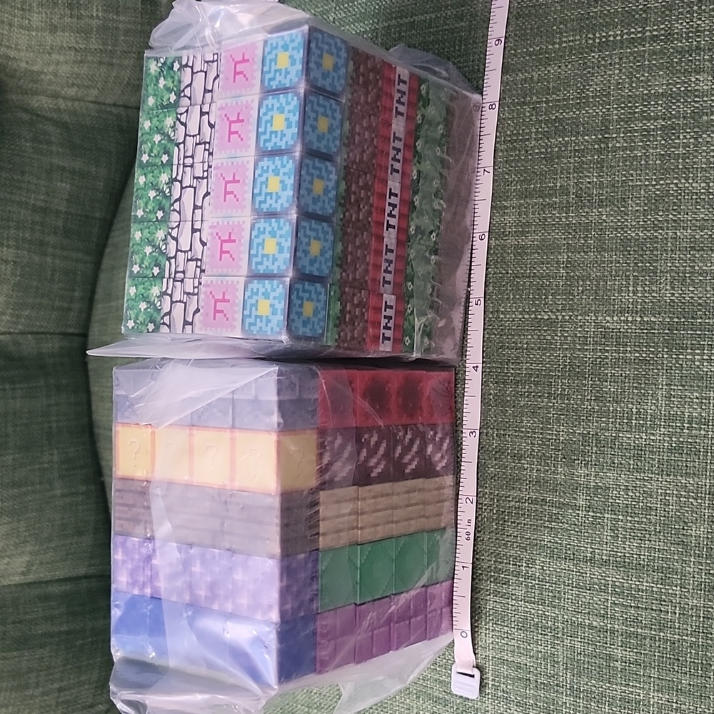 Minecraft Themed Magnetic Building Blocks Set RANDOM STYLE - Picture 6 of 8